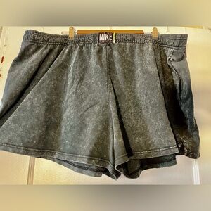 3X Women’s Nike Standard Fit Shorts